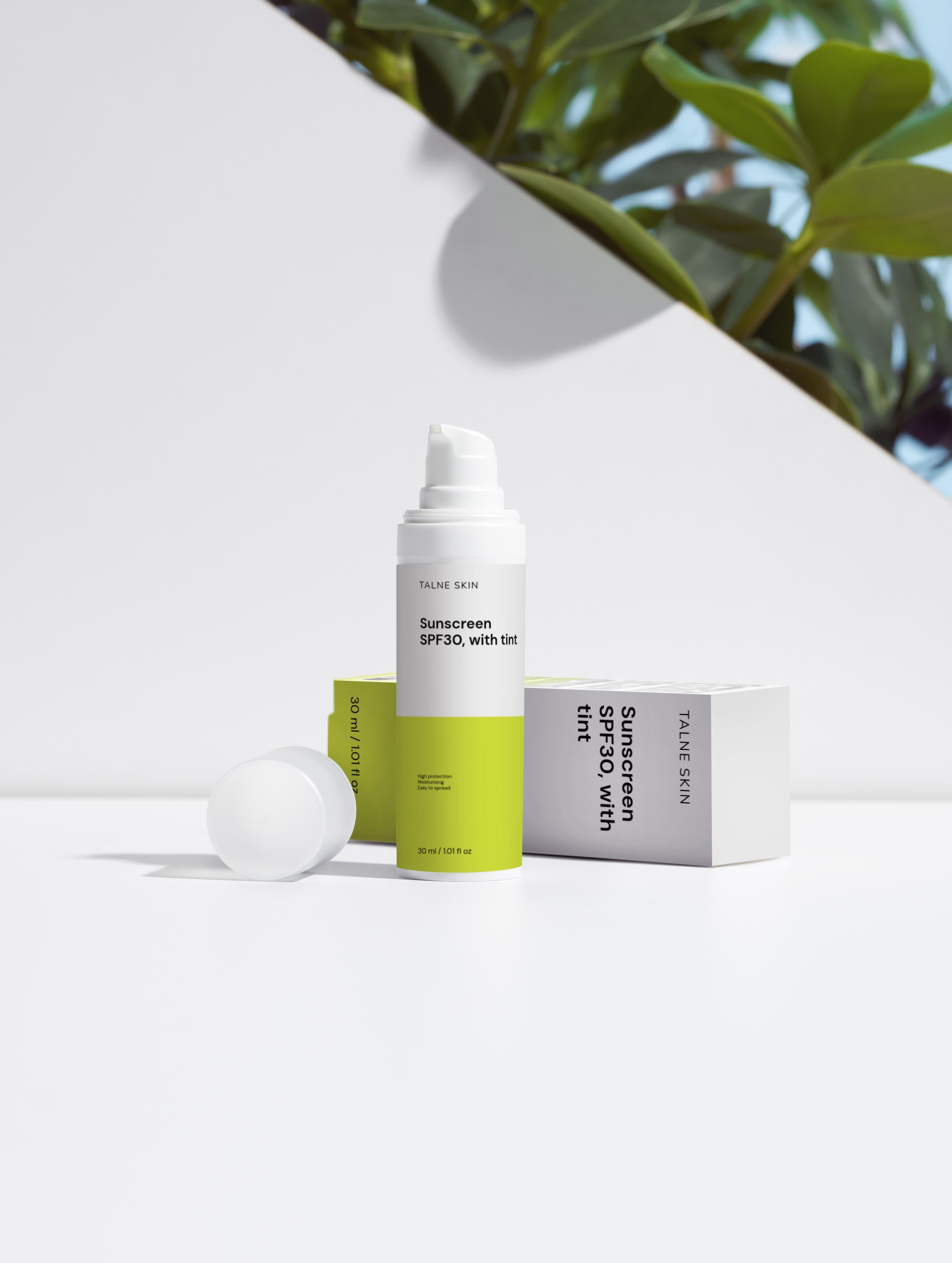 Sunscreen SPF30, with tint